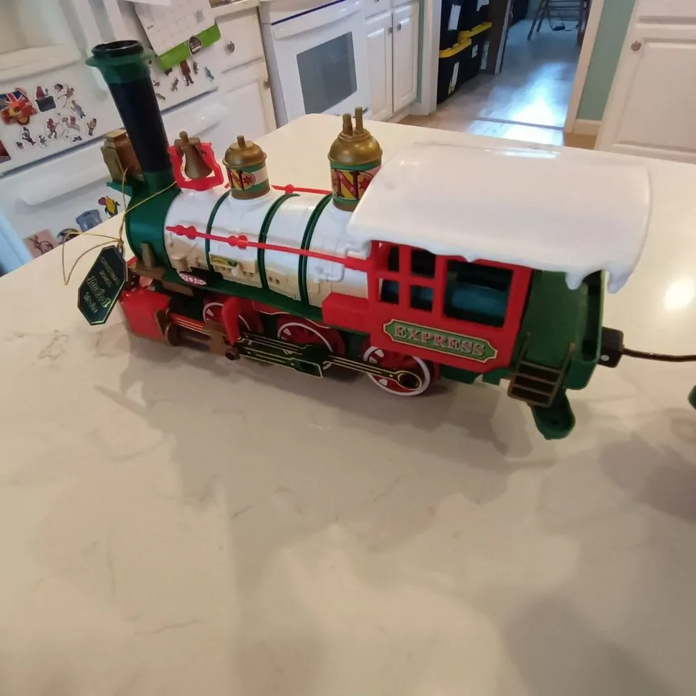 New Bright holiday train